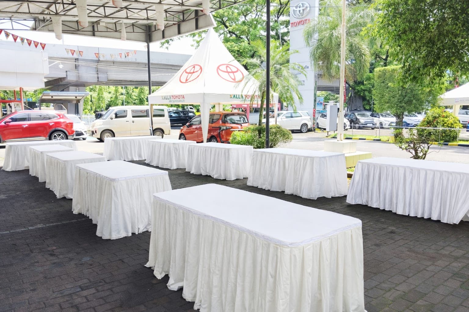 Meja Kotak Skirting 4