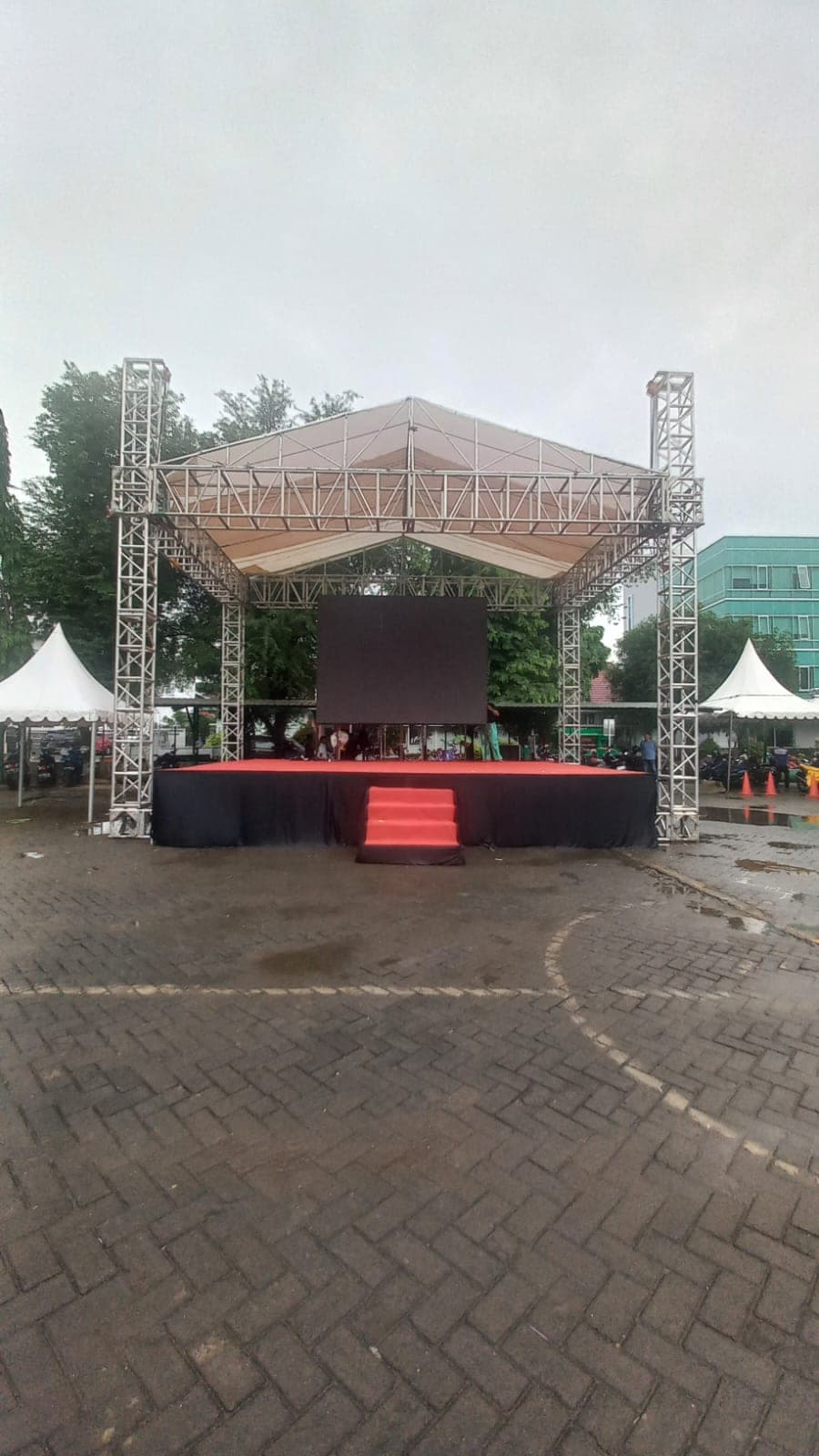 Panggung Rigging 4 x 8 m 7