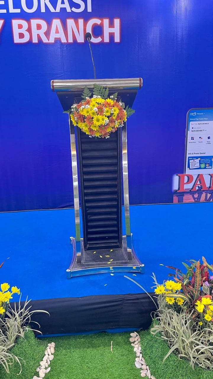 Podium 2